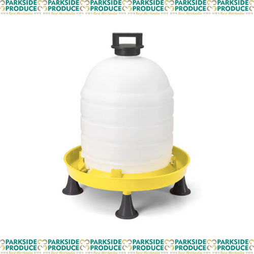 Supreme Poultry Drinker with Top Fill Lid and Handle – 15L